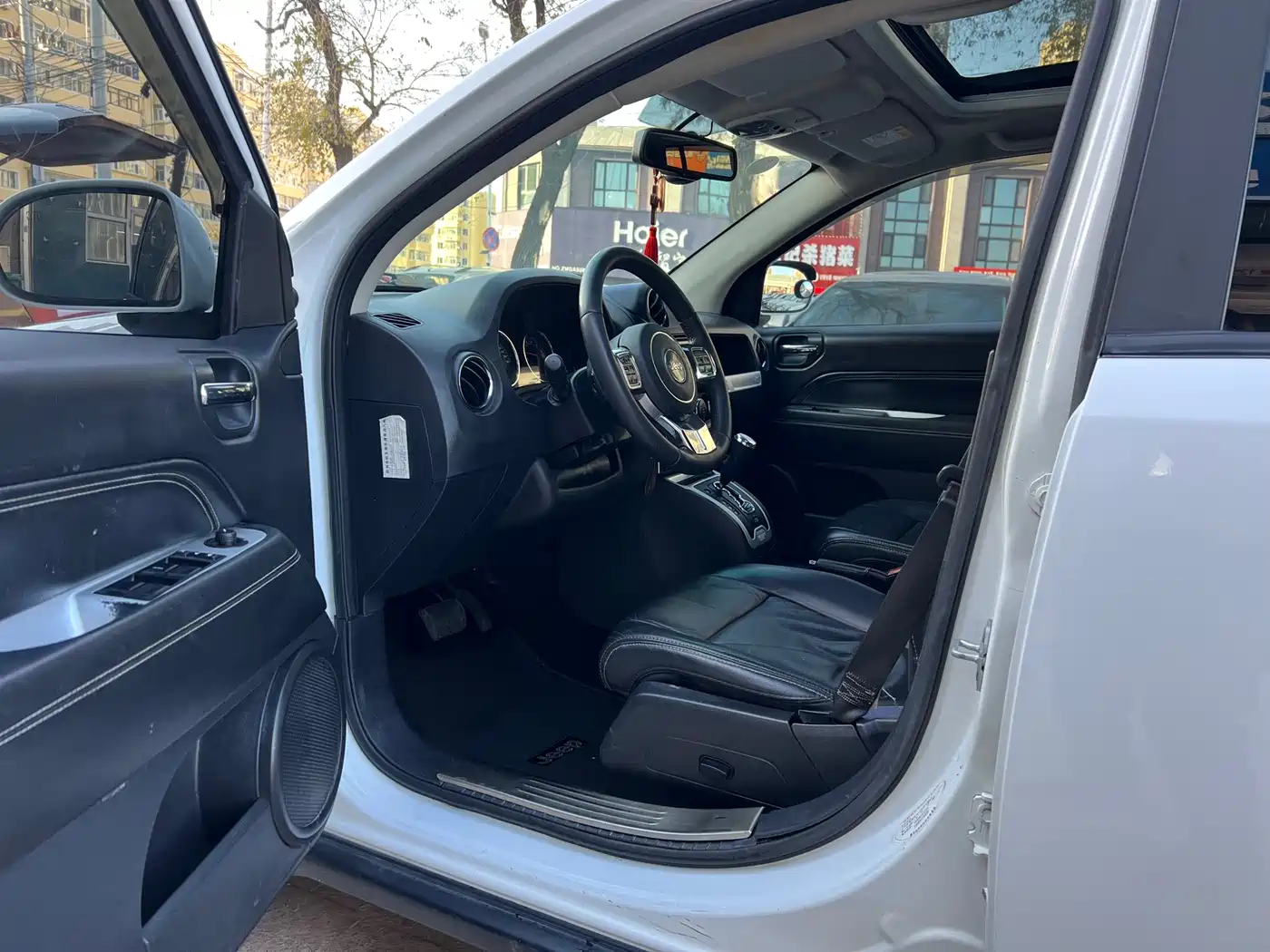 Jeep Compass (Import) 2015 2015 2.0L 2WD Luxury