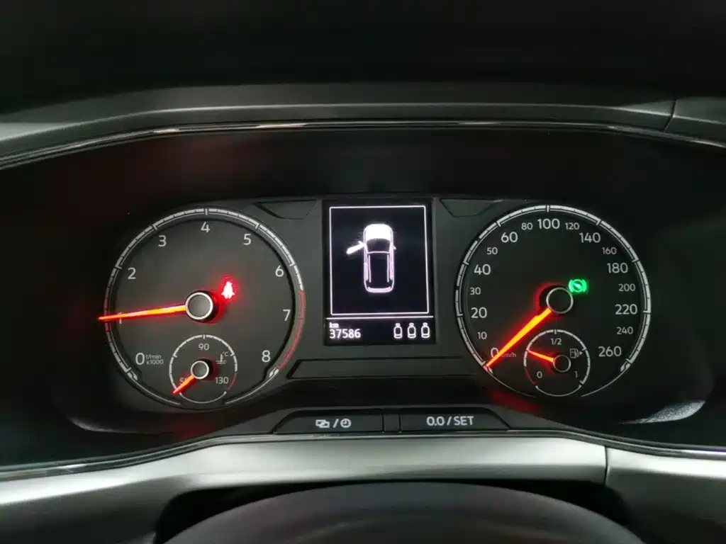 VOLKSWAGEN TU KAI