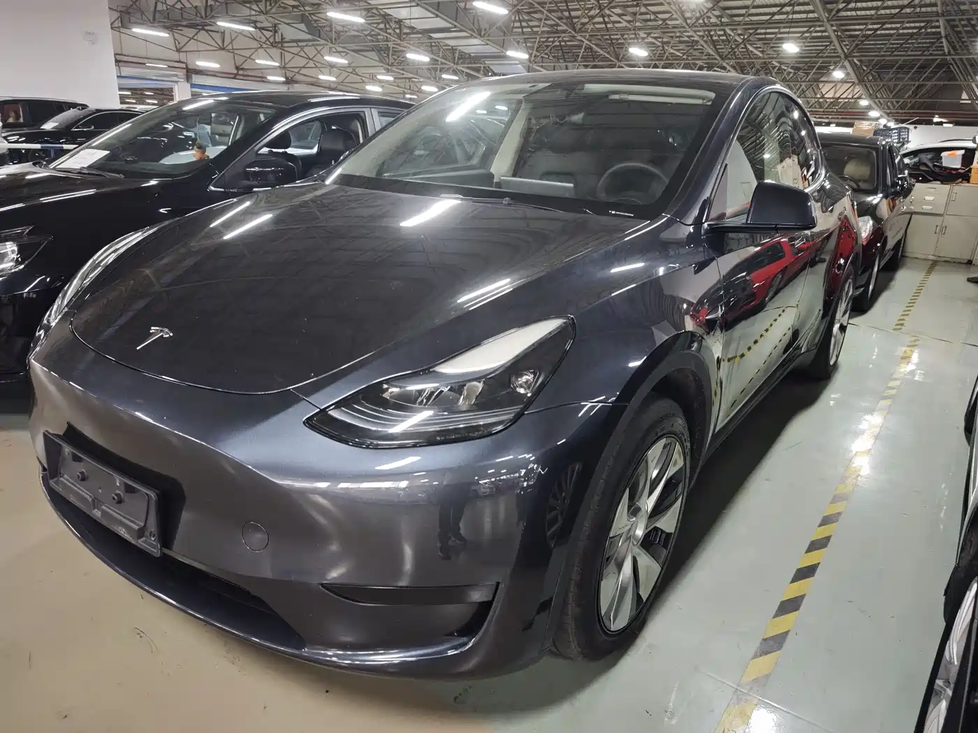 Tesla Model Y 2024 Rear-Wheel Drive Version