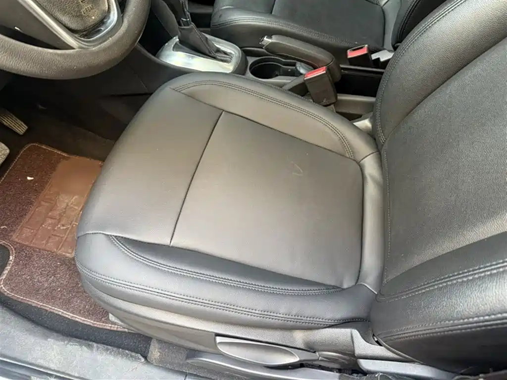 Buick Encore 2015 1.4T Automatic 2WD Urban Elite фото 8
