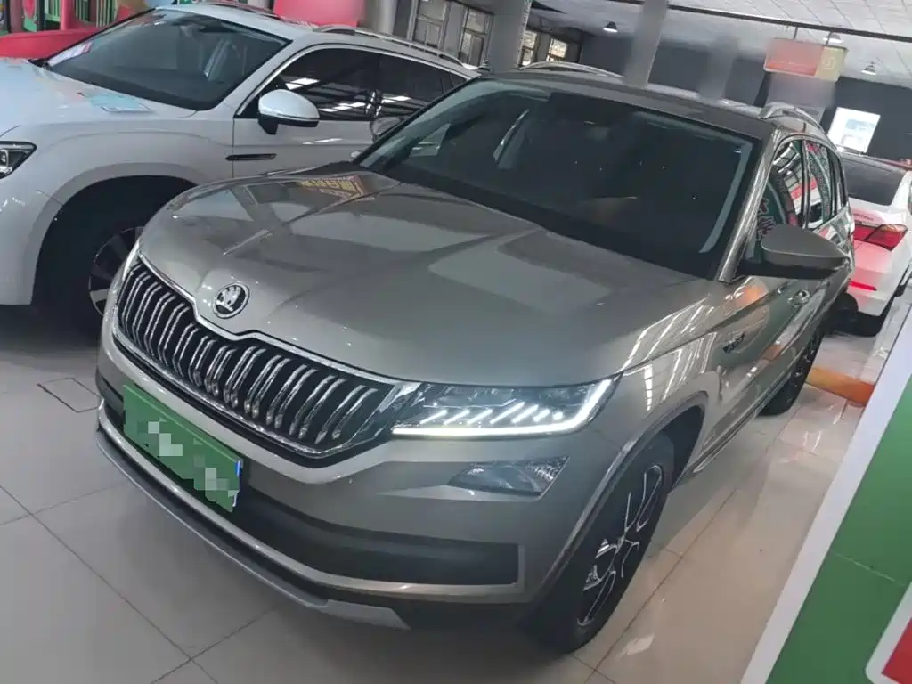 Škoda Kodiaq 2020 TSI330 5-Seater 2WD Luxury Premium Edition