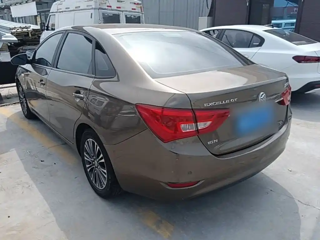Фото 5 - Buick Excelle