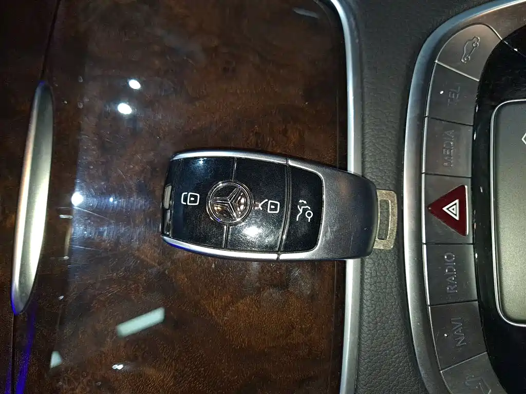 Mercedes-Benz S-Class 2020 S 350 L Premium Edition Collector's Version фото 12