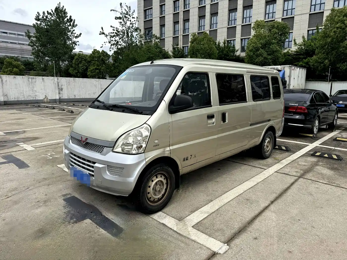 Wuling Motors Wuling Rongguang 2014 2012 1.5L Extended Standard Model