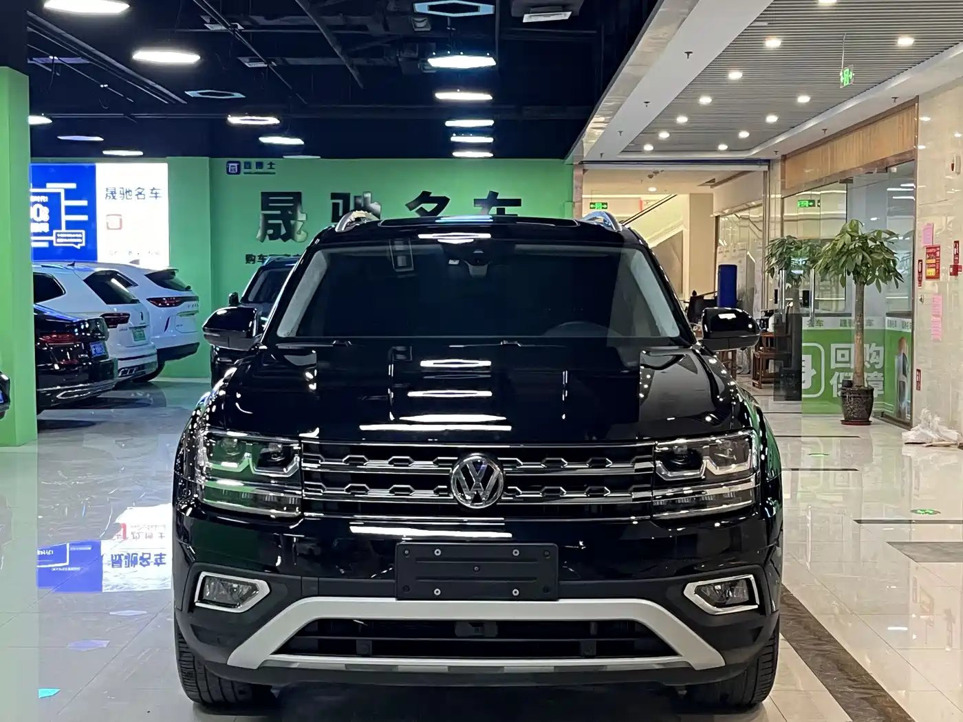 Volkswagen Teramont 2020 Facelift 380TSI 4WD Luxury Edition фото 2