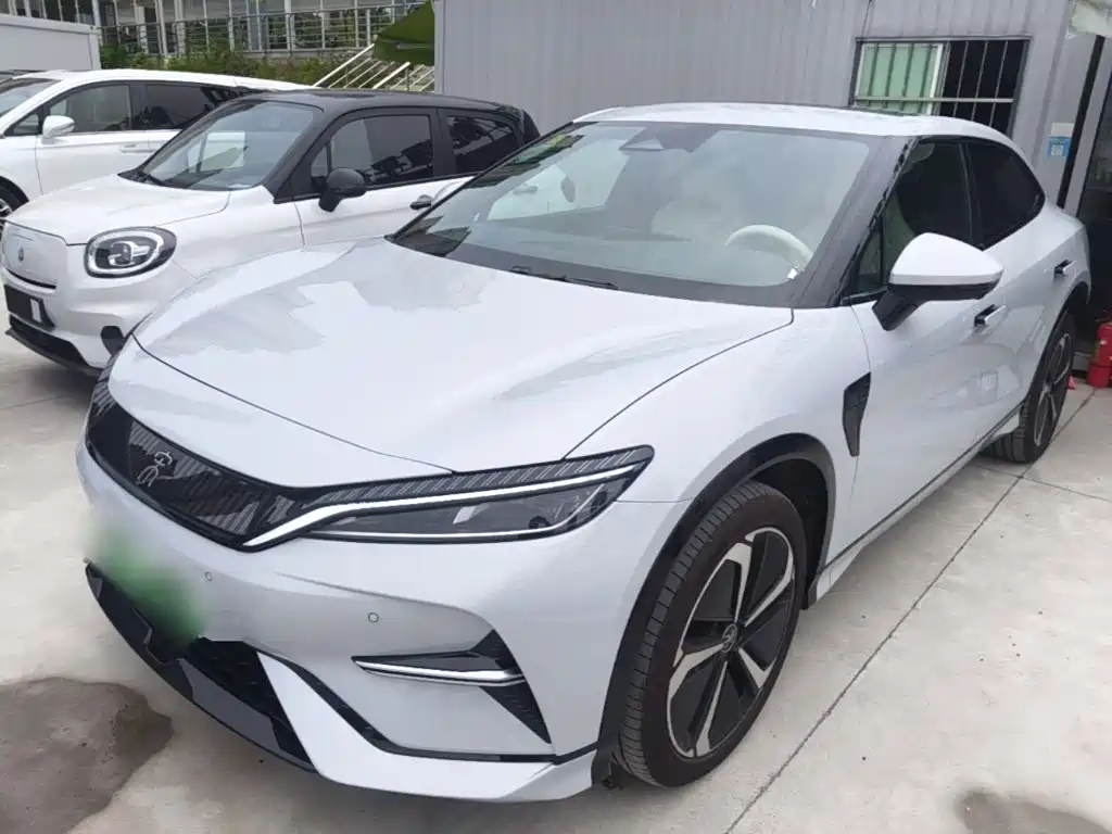 BYD Song L EV 2025 662km Surpassing Model