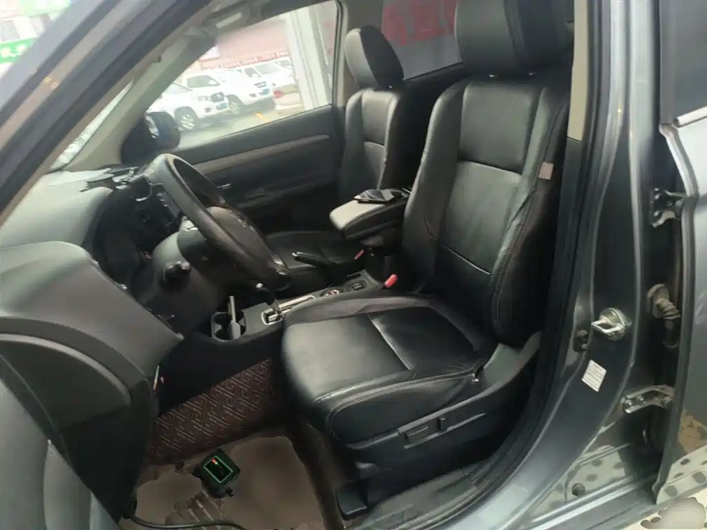 Mitsubishi Outlander (Import) 2014 2.4L 4WD Luxury Value Edition 7-seater фото 15