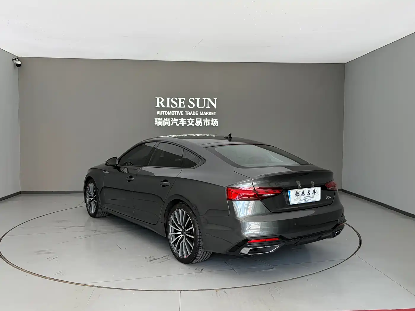 Audi A5 (Import) 2024 2024 Sportback 40 TFSI quattro Luxury Dynamic