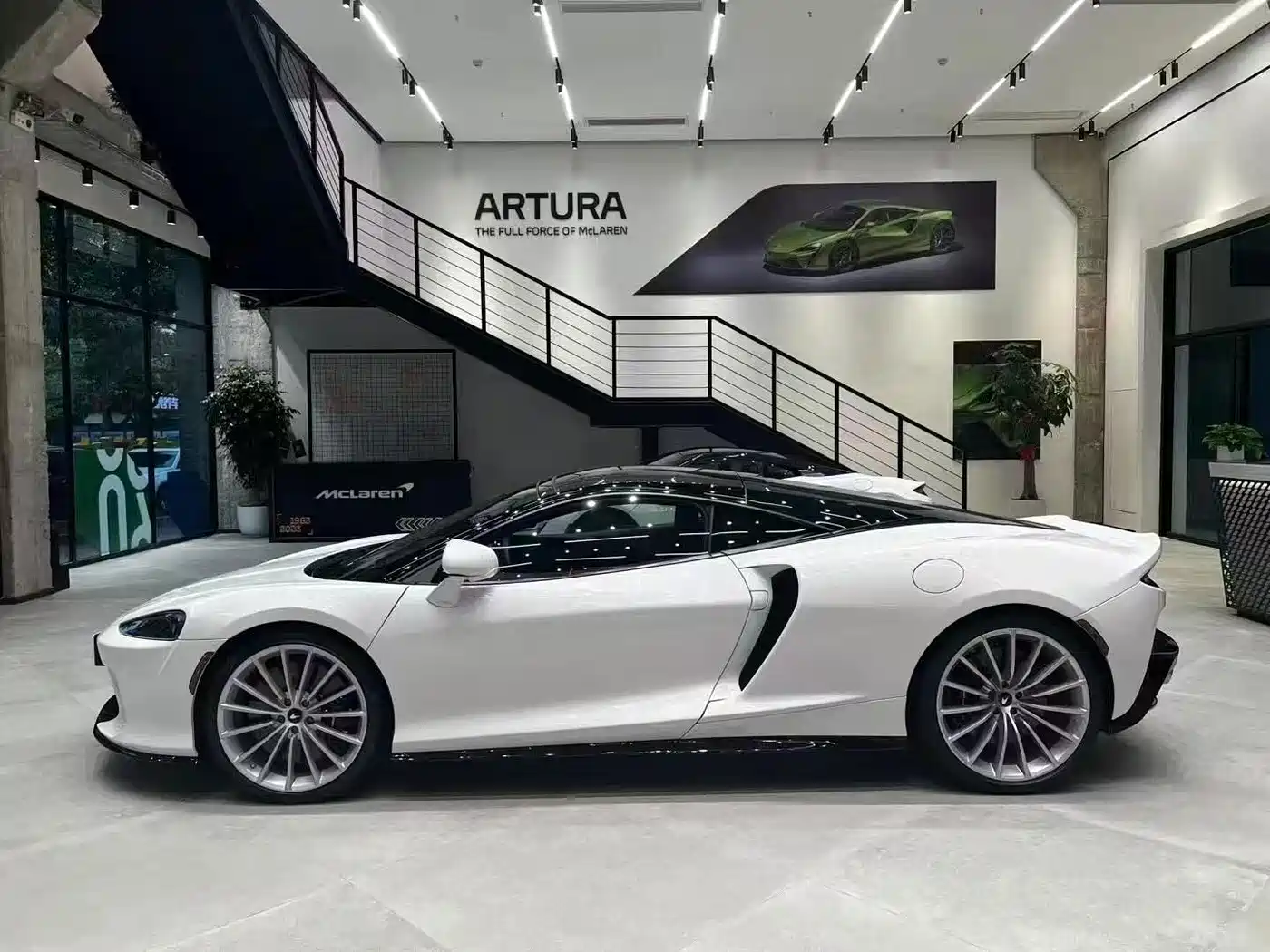 McLaren GT 2023 2022 4.0T Standard