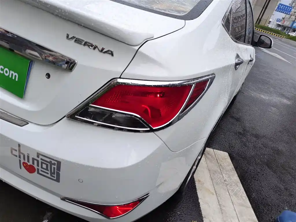 Hyundai Verna 2016 1.4L Automatic Smart GLS фото 8