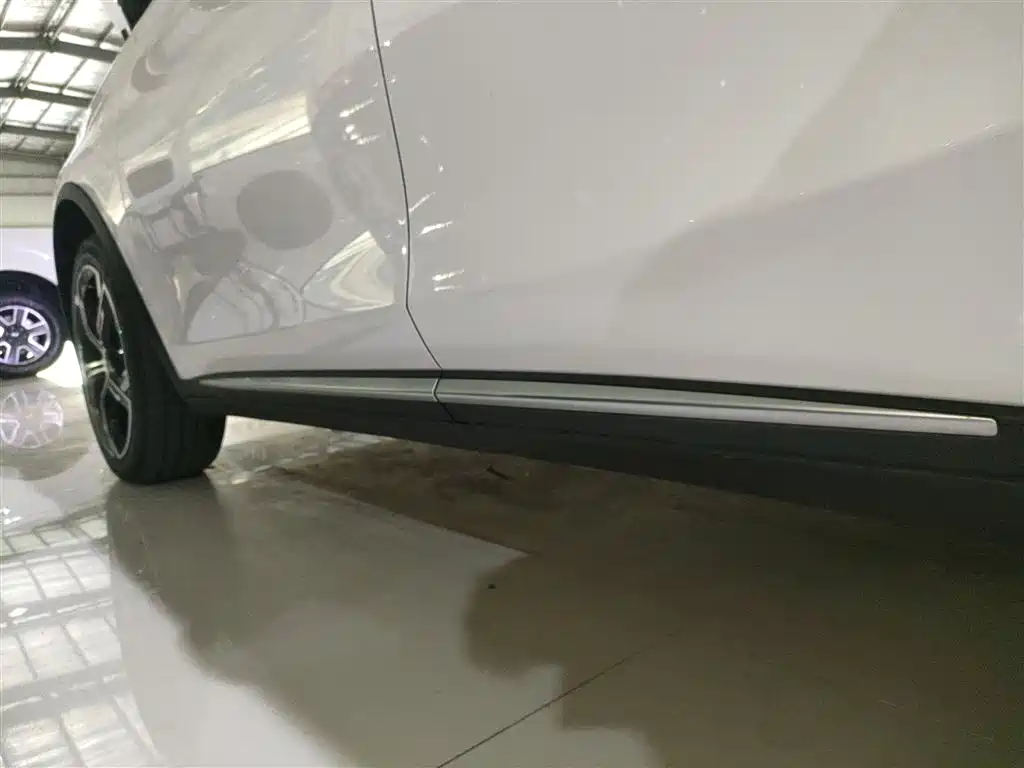 BYD Tang New Energy 2021 DM-i 112KM Honor фото 27