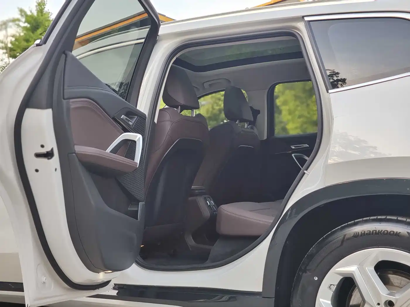 BMW iX1 2023 eDrive25L X Design Package фото 13