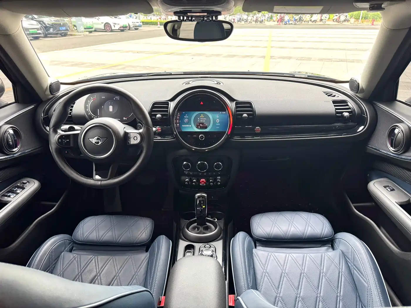 Фото 15 - MINI CLUBMAN