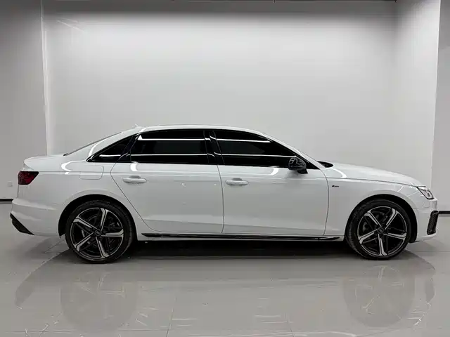 Audi A4L 2024 40 TFSI Luxury Dynamic — фото 3