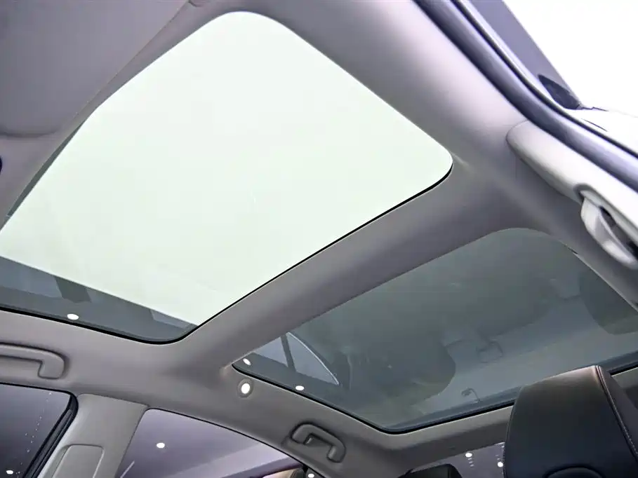 Toyota Camry 2024 2.0G Premium Edition фото 28