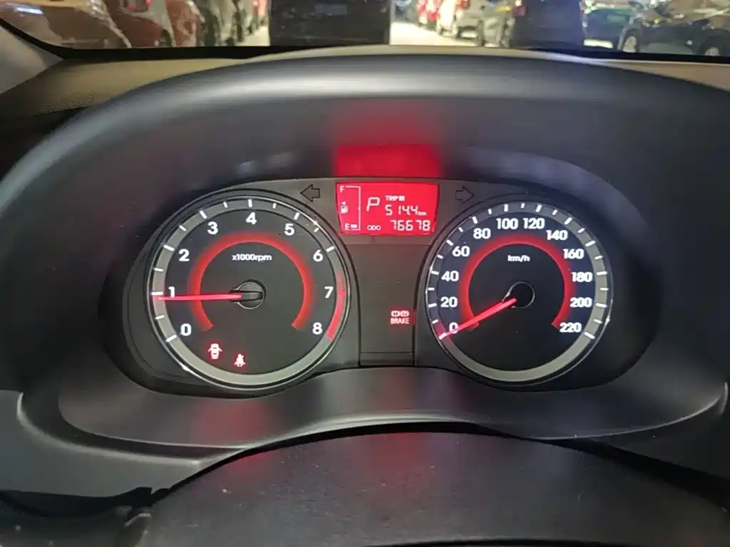 Hyundai Reina 2014 2014 Model 1.4L Automatic GLX
