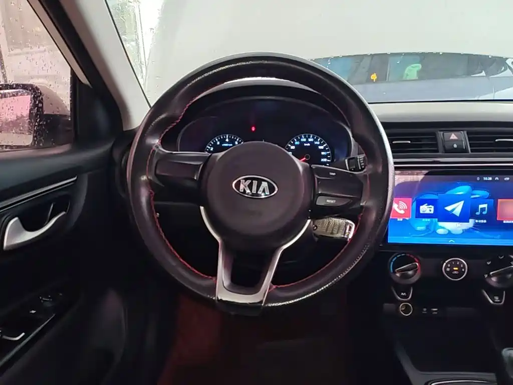 Kia K2 2018 2017 Sedan 1.4L MT 15th Anniversary Special Edition GLS