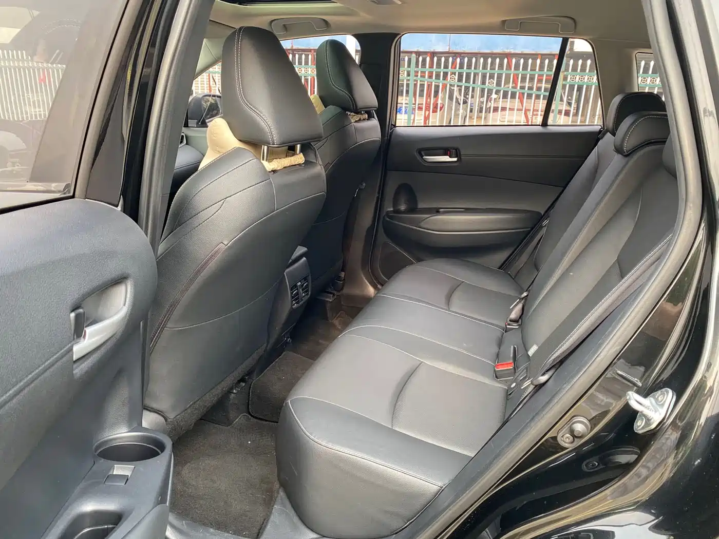 Toyota Frontlander 2023 2.0L CVT Prestige Edition фото 9