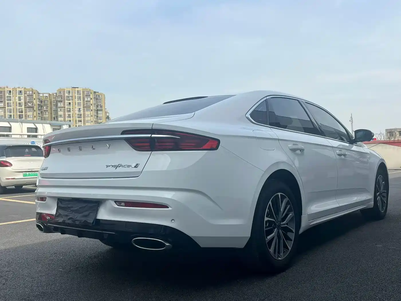 Фото 7 - Geely Preface