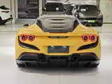 Photo 5 - Ferrari F8