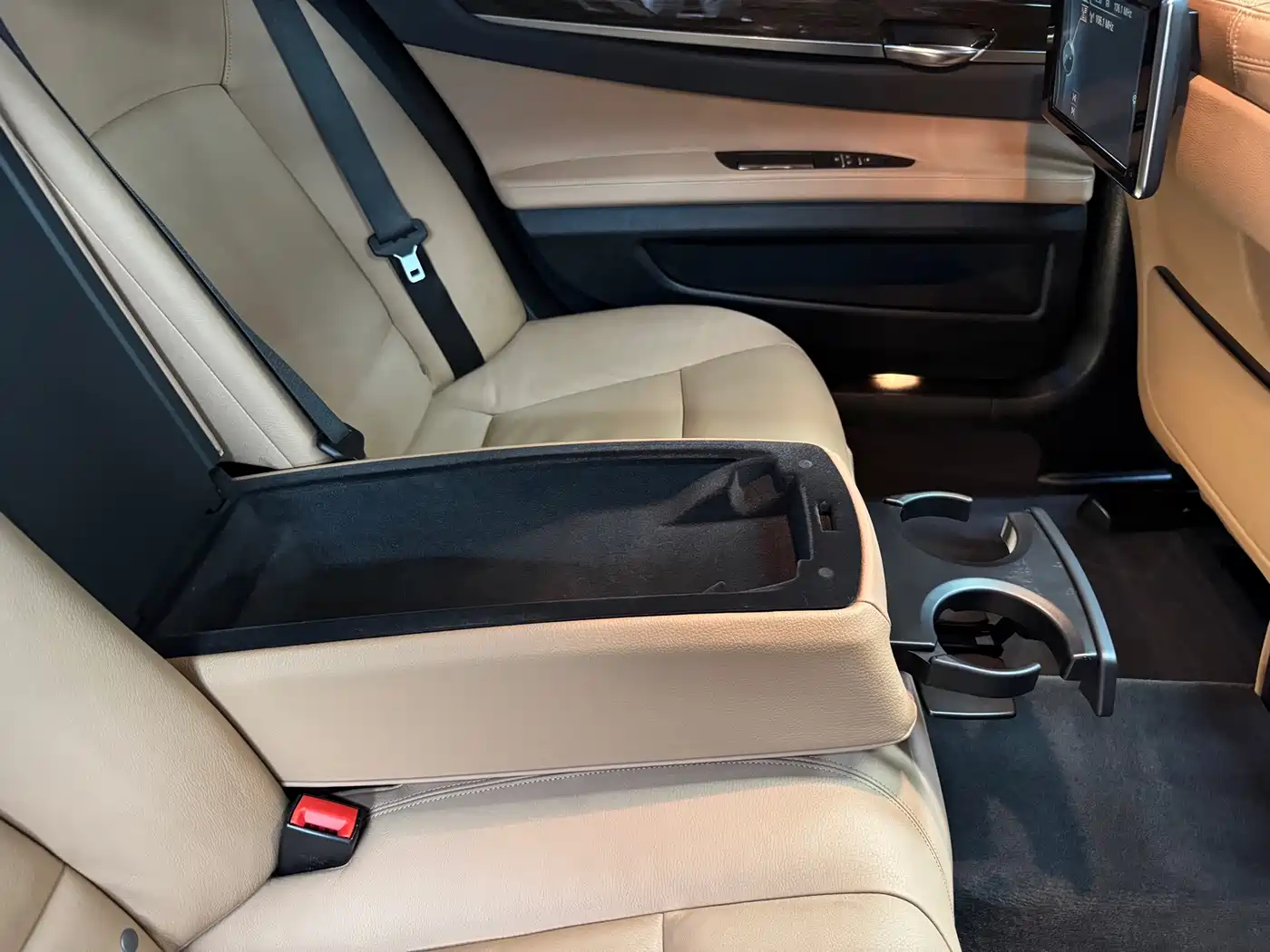 BMW 7 Series 2013 Model 730Li Leading фото 39
