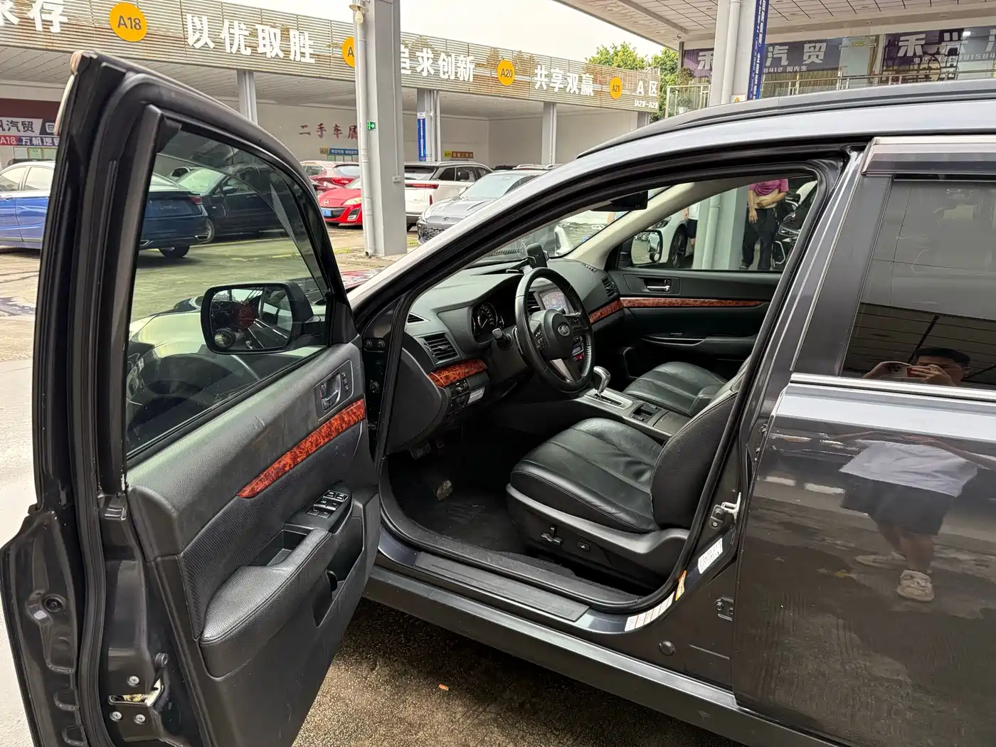 Фото 10 - Subaru Outback