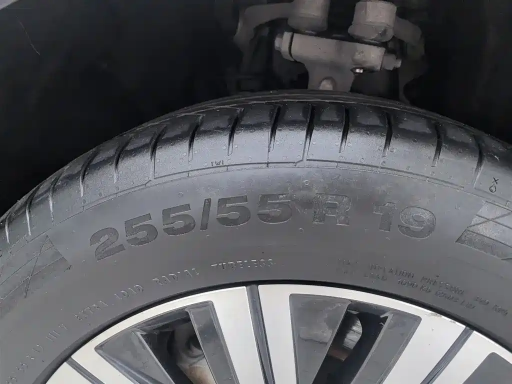 Volkswagen Touareg New Energy 2021 eHybrid фото 24