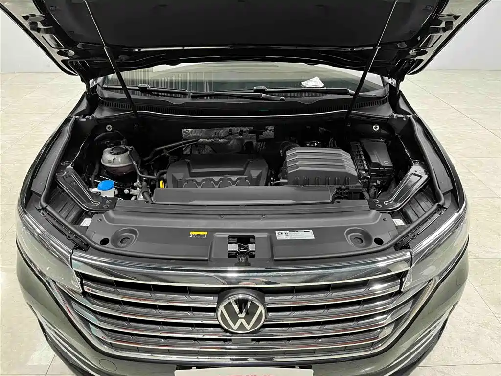 Volkswagen Viloran 2024 380TSI Executive Edition фото 21
