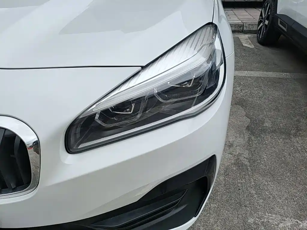 Фото 24 - BMW 2 Series Touring