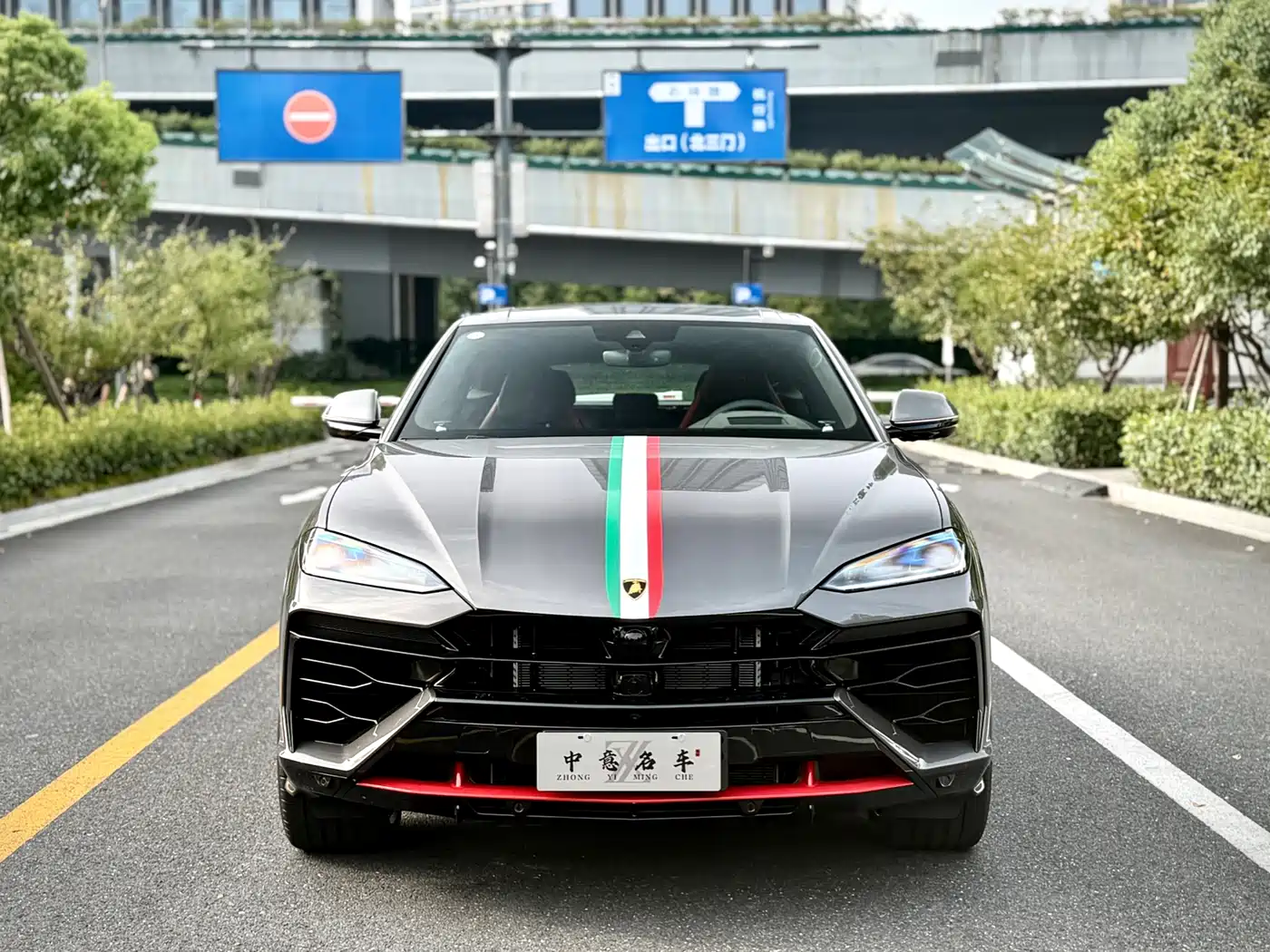 Lamborghini Urus SE 2026