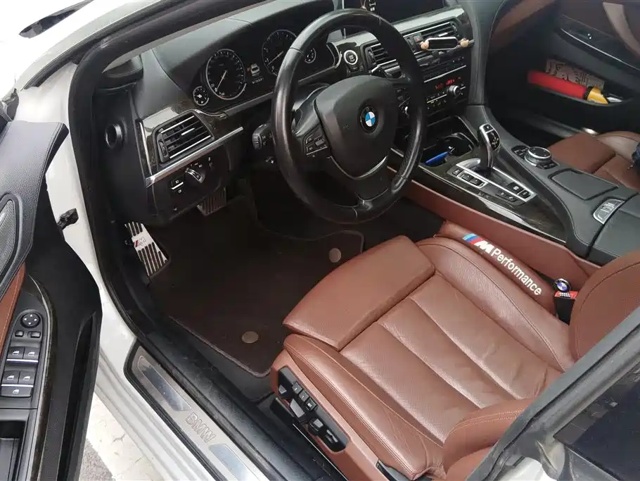 BMW 6 Series 2016 640i Gran Coupe фото 9