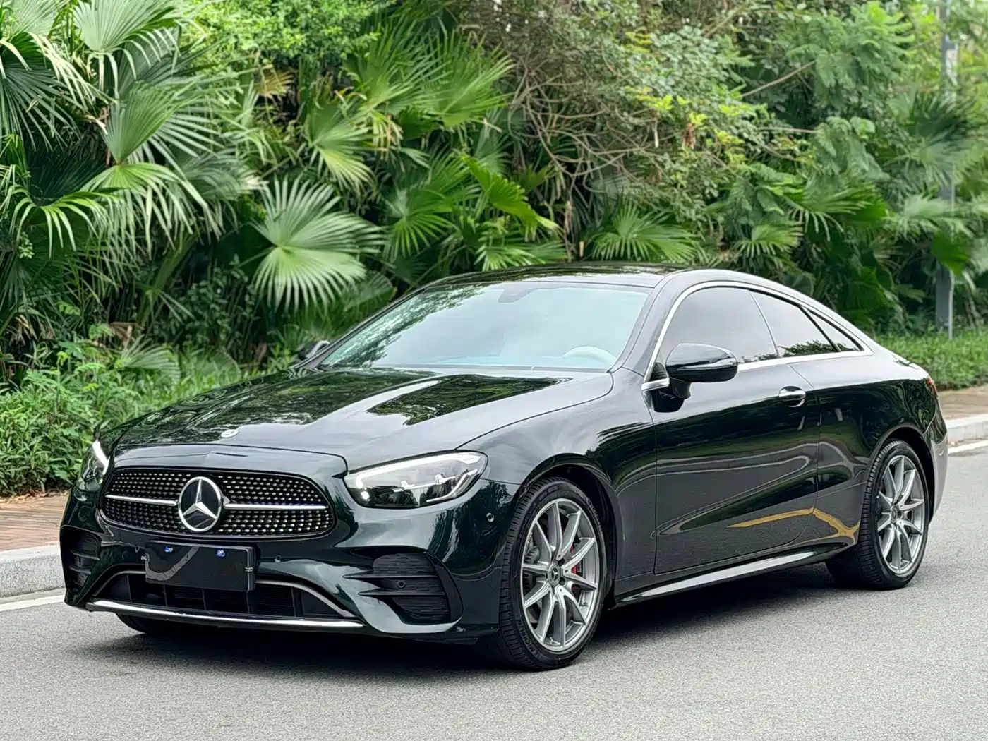 Mercedes-Benz E-Class (Import) 2023 E 260 Coupe