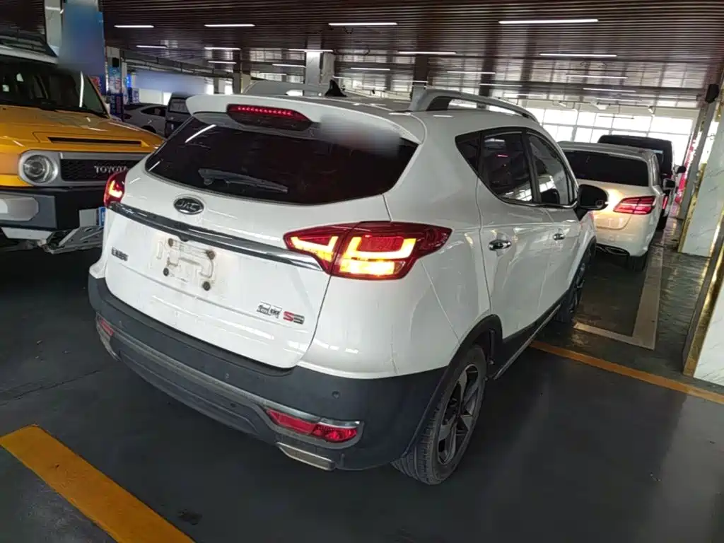 JAC Motors Refine S3 2016 2017 1.6L Manual Luxury Smart