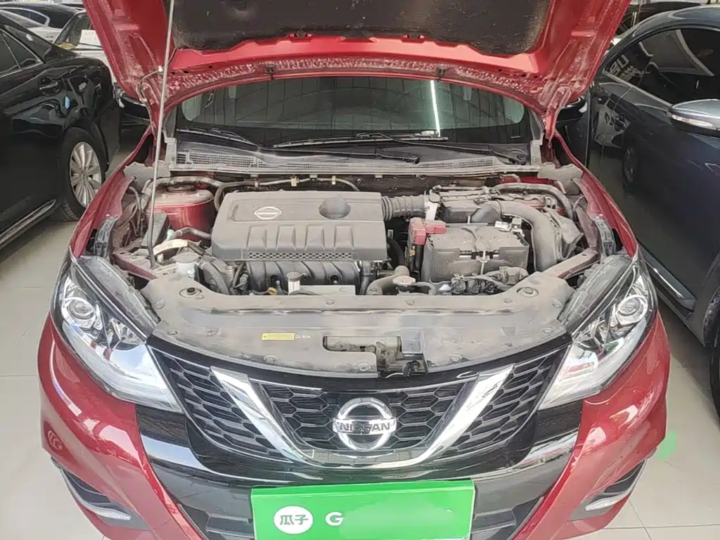 Фото 20 - Nissan Tiida