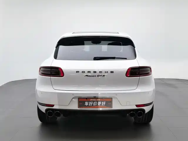 Porsche Macan 2017 Macan 2.0T — фото 4