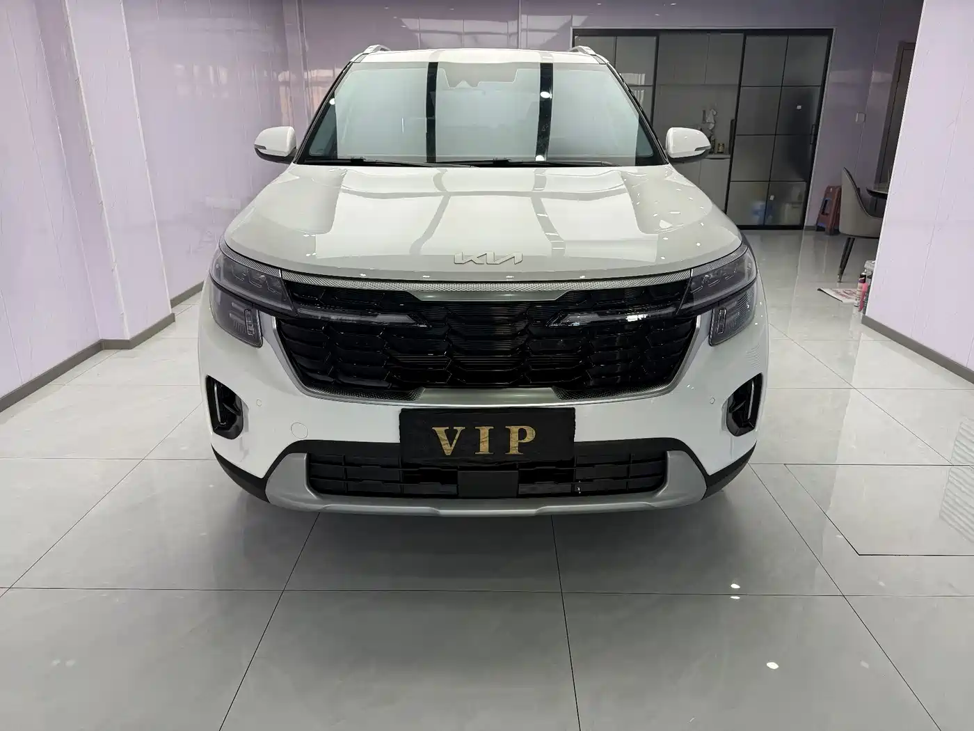 Kia Seltos 2023 1.5L CVT Luxury Edition фото 2