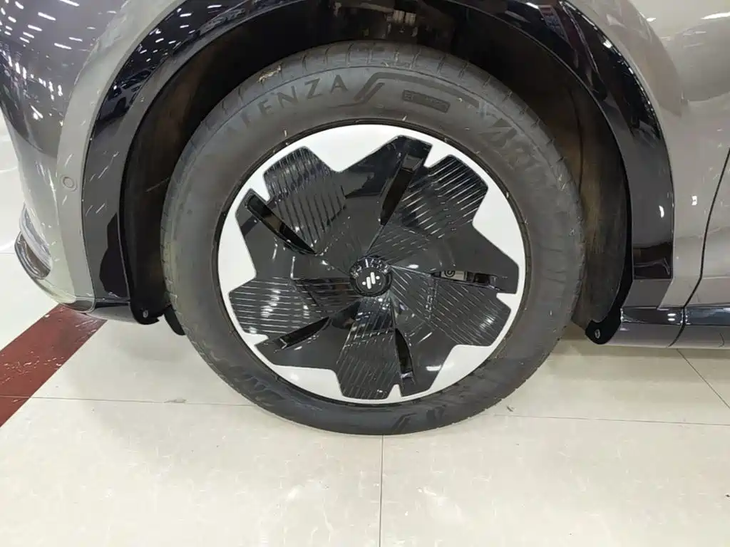 IM Motors IM LS7 2023 2023 Model 90kWh Elite RWD Edition
