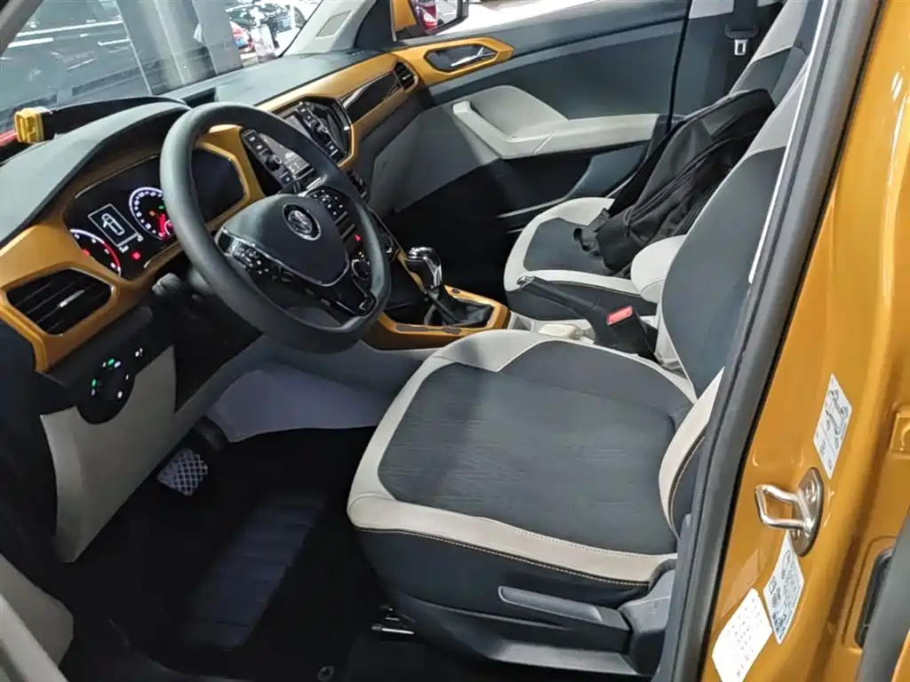 Volkswagen T-Cross 2019 280TSI DSG Comfort Edition фото 15