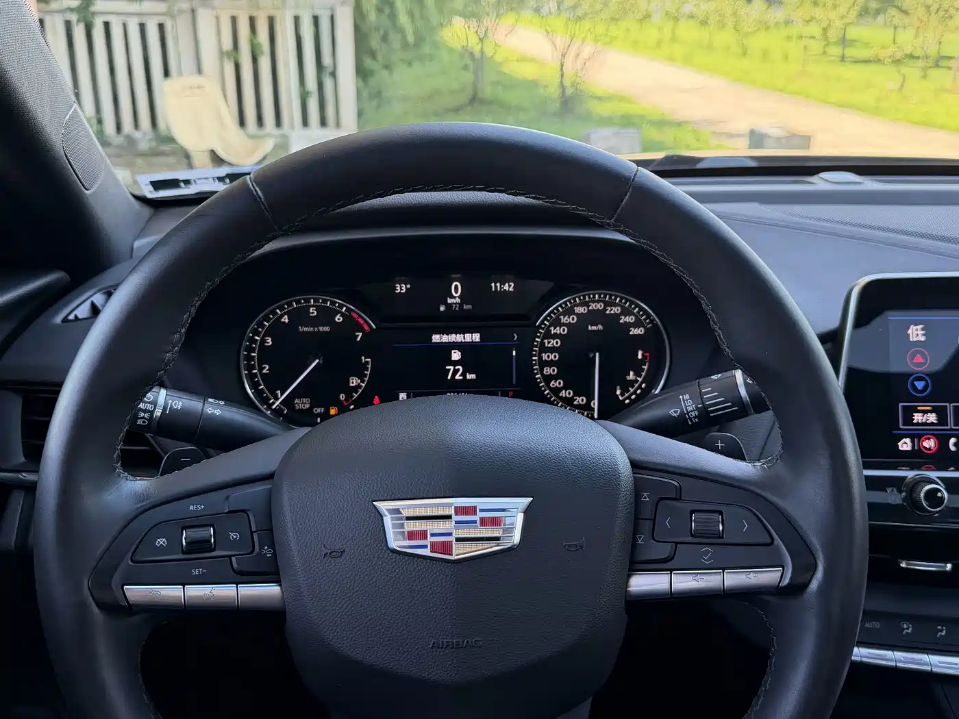 Cadillac CT4 2022 2022 28T Fashion Style