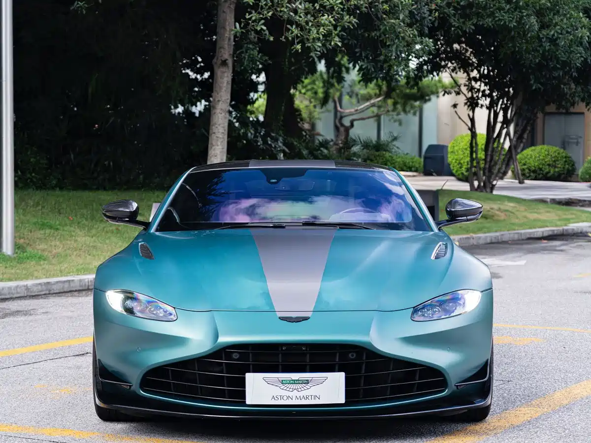 2022 Aston Martin V8 Vantage