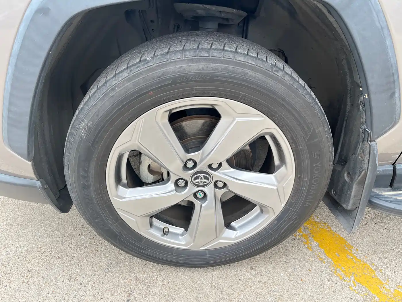 Toyota RAV4 Rongfang 2020 2.0L CVT 2WD Trend Edition фото 21