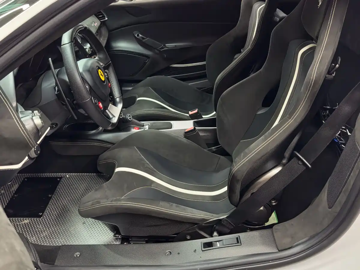 Ferrari 488 2015 488 GTB фото 10