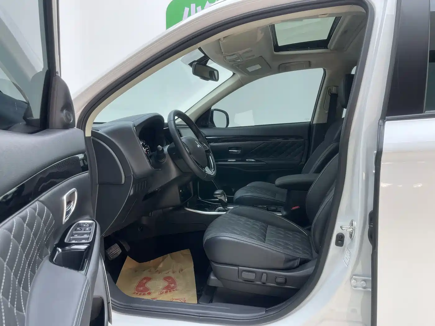 Mitsubishi Outlander 2023 2021 2.0L FWD Comfort Edition 5-seater