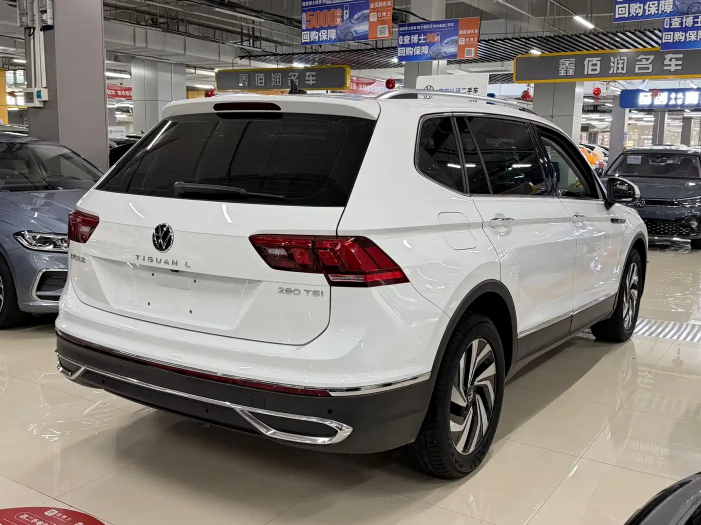 Volkswagen Tiguan L 2023 280TSI 2WD Trend Limited Edition фото 7