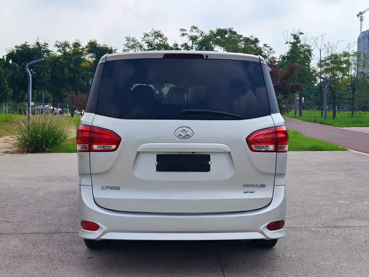 SAIC Maxus Maxus G10 2015 2016 2.0T Automatic Elite