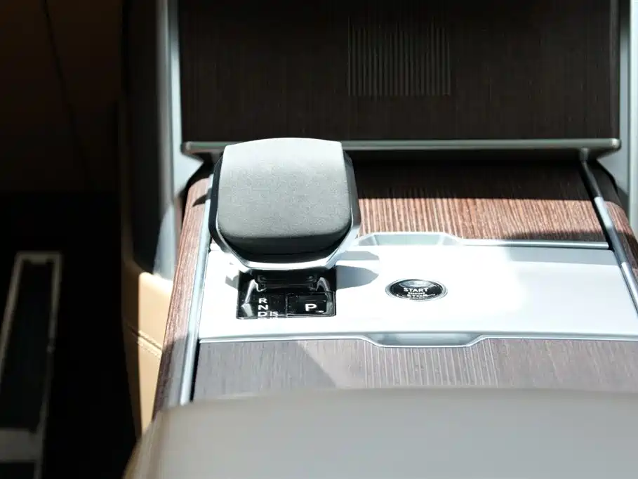 Фото 22 - Land Rover Range Rover