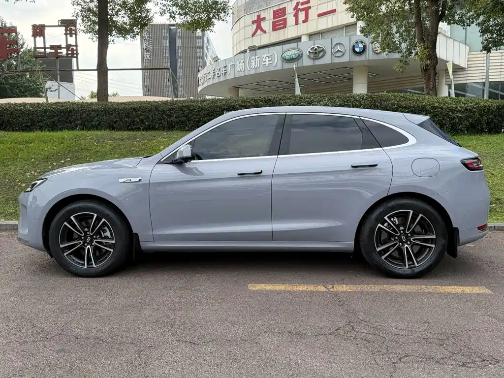 AITO Wenjie AITO M5 2025 2025 Extended Range Ultra AWD