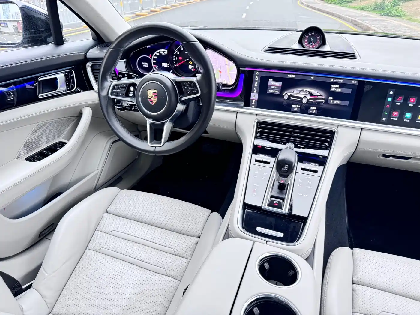 Porsche Panamera 2017 Panamera Executive Long Wheelbase 3.0T фото 8