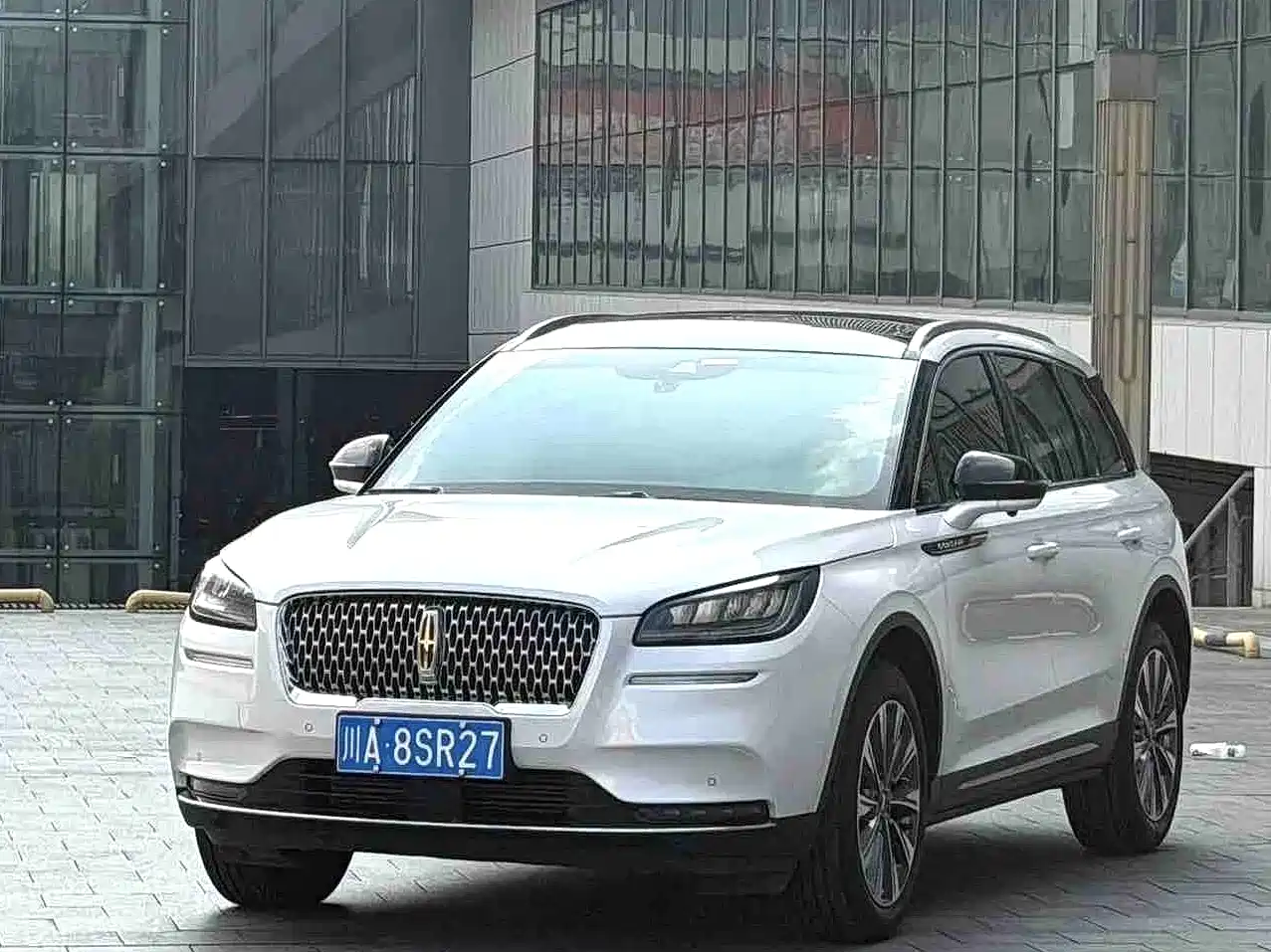 Lincoln Adventurer 2022 2.0T 2WD Alaska Glacier Limited Edition