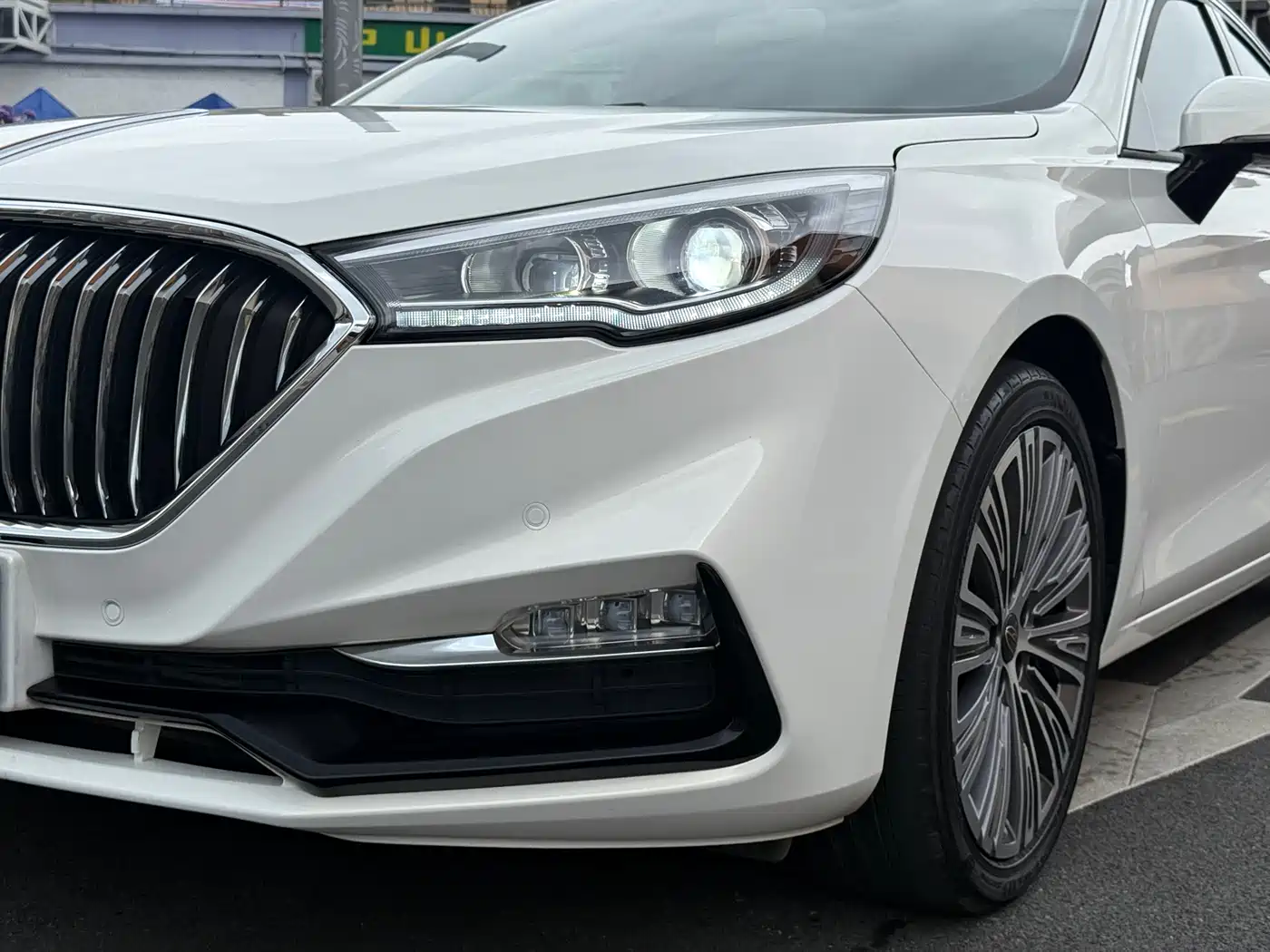 Hongqi H5 2022 Classic 1.5T DCT Flag Rhythm Edition фото 4